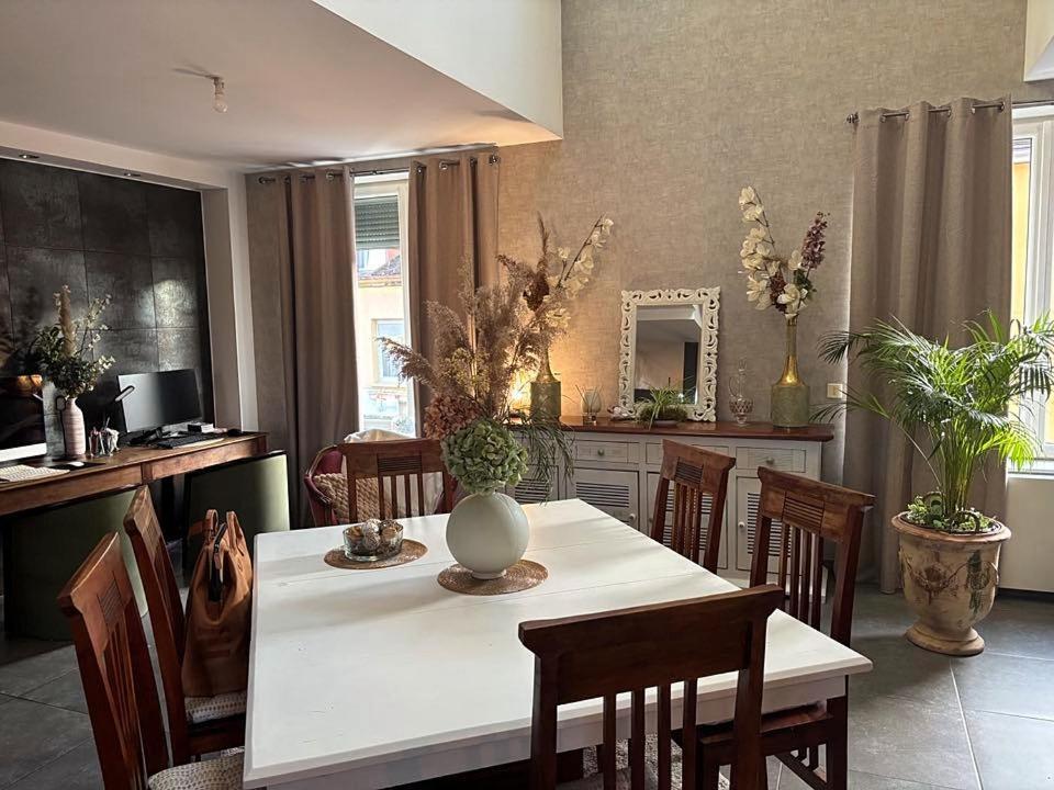 Superbe Appartement Au Coeur Du Jura Champagnole Exterior foto